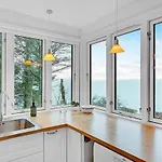 Awesome In With Kitchen Дом отдыха