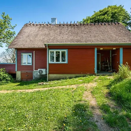 Awesome In With Kitchen Holiday home *
