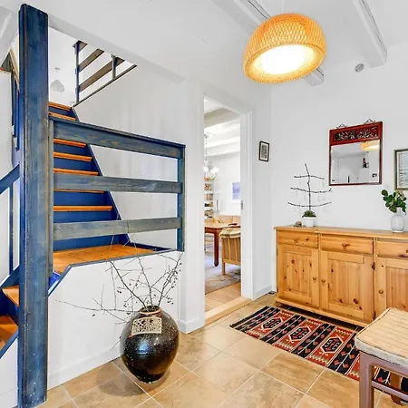 Awesome In With Kitchen Holiday home