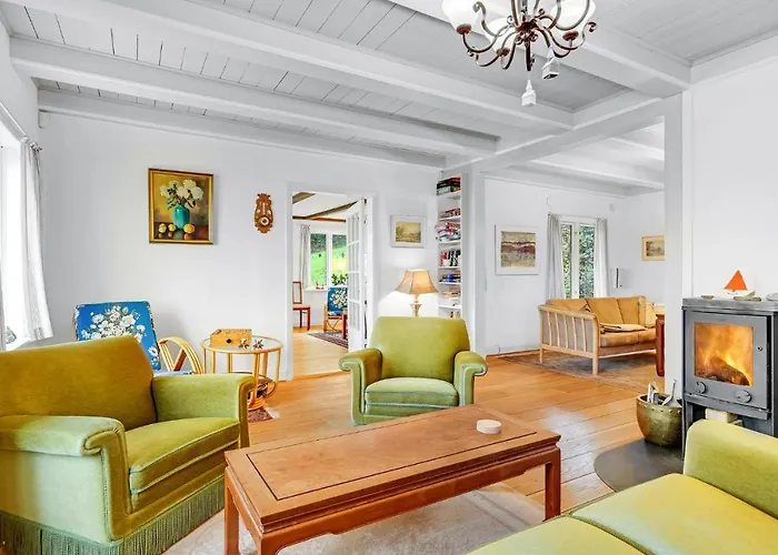 Awesome In With Kitchen 別荘